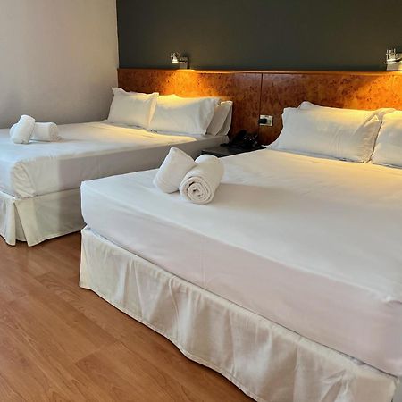 Ap Hotel Madrid Airport Buitenkant foto