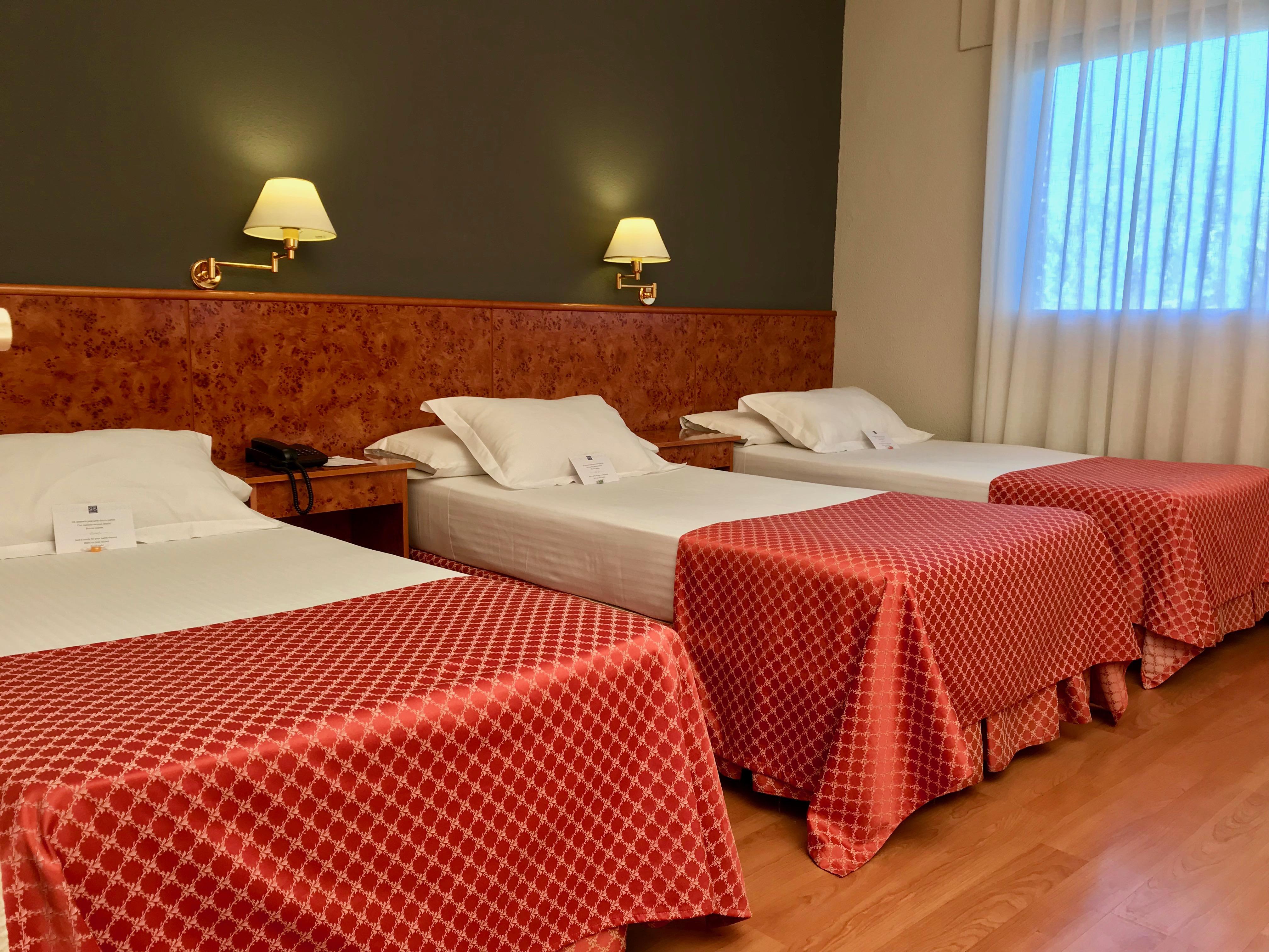 Ap Hotel Madrid Airport Buitenkant foto