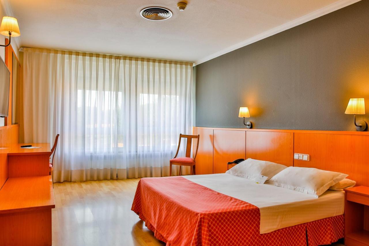 Ap Hotel Madrid Airport Buitenkant foto